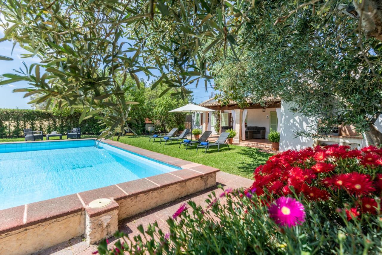 Can Avinent Villa *